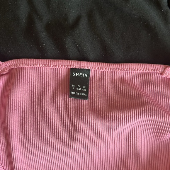 Pink Ribbed Crop Top - Picture 3 of 3